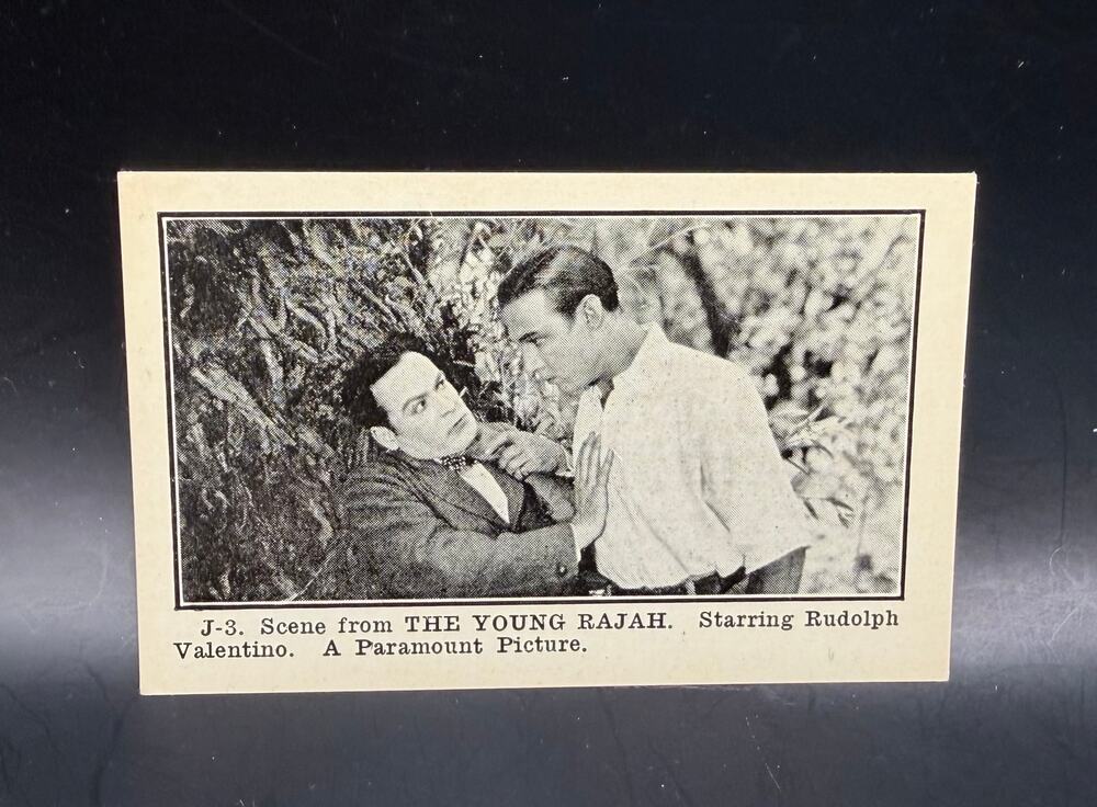 SUPER RARE Canadian 1924 Rudolph Valentino Telfer Biscuit Card The Young Rajah